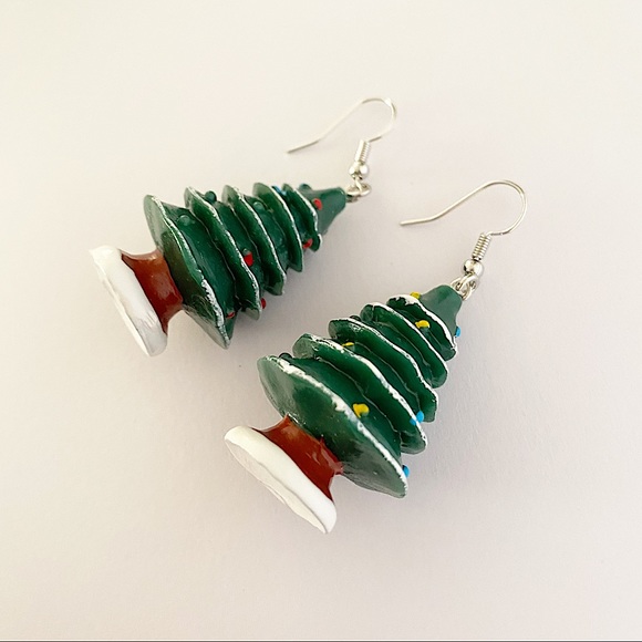 Handmade Retro Vintage Style Christmas Tree Charm Earrings - Picture 2 of 3
